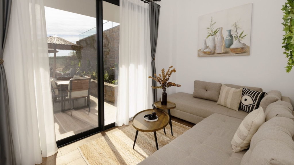 Flamingo View Suites & Villas