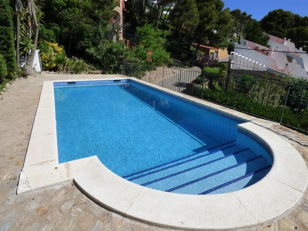 Sol y Mar 1-Maison jumelée avec terrasse, piscine et parking communautaire, surplomb de mer
