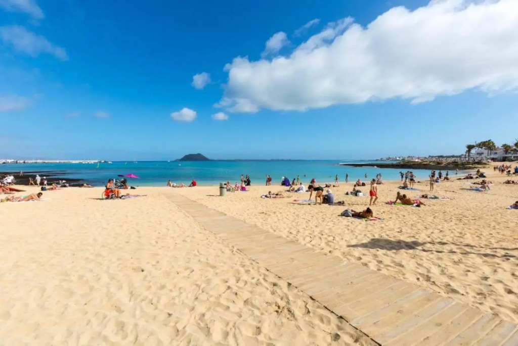 Beachfront Villa San Antonio with Private Heated Pool BBQ in the Heart of Corralejo by Amazzzing Travel