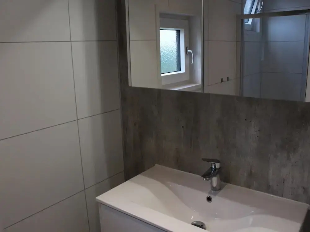 Modern Chalet Only 2 km of the Efteling