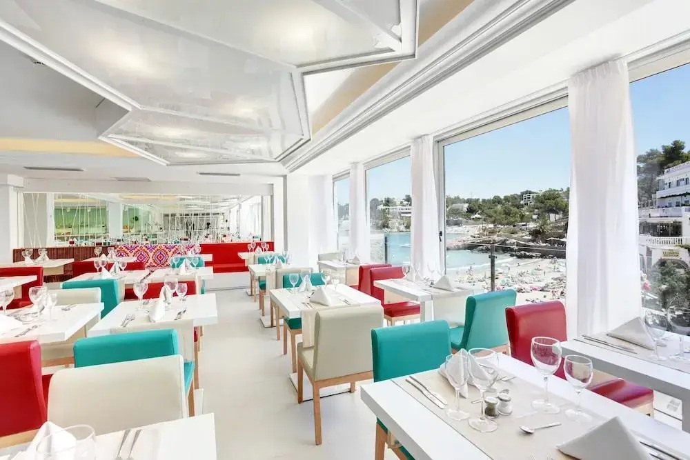 Grupotel Oasis