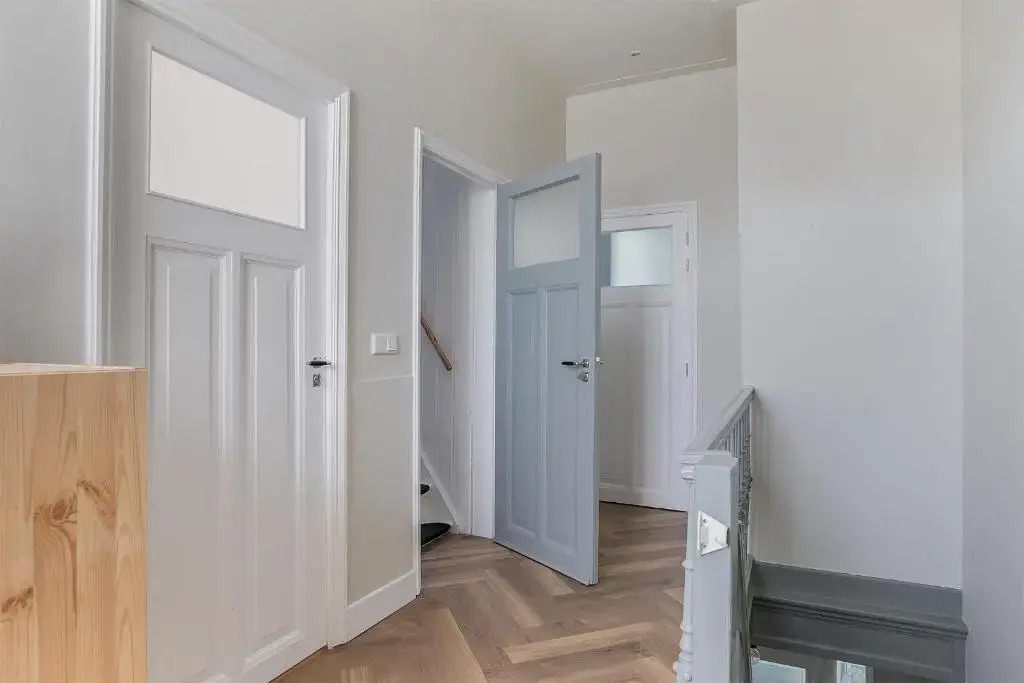 Uniek verblijf in herenhuis, eigen appartement op de tweede etage van ons huis