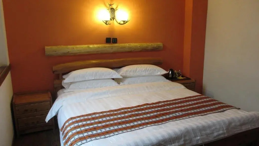 Nirvana Hotel - Hostel