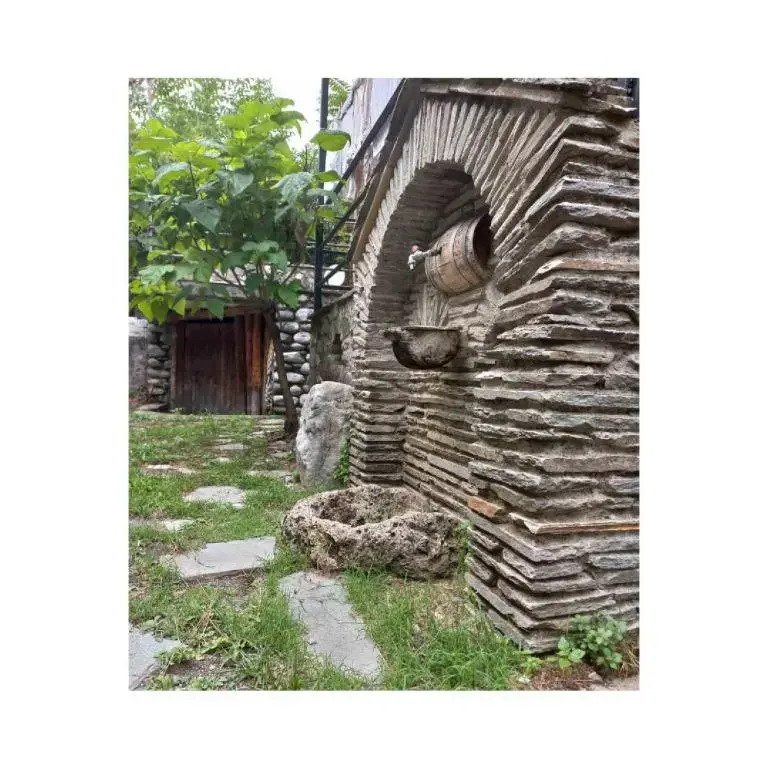 Potamolithos Suites
