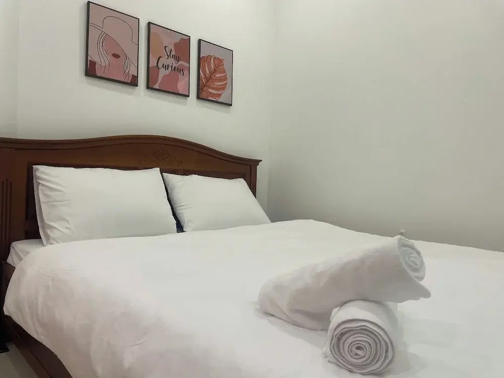 Hem Cut Homestay