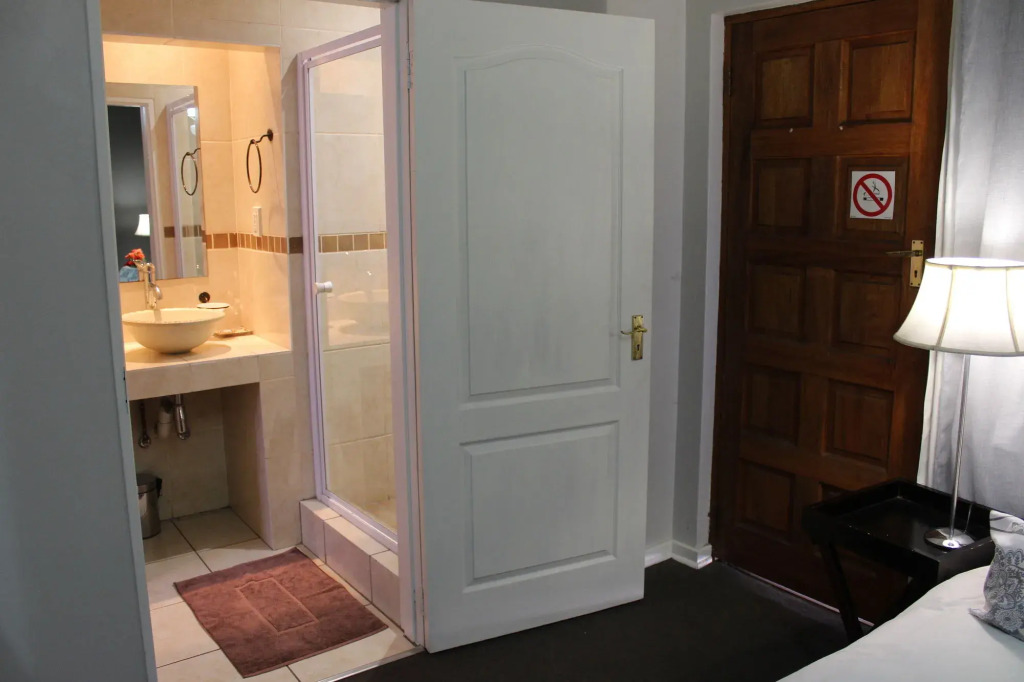 3 Liebeloft Guest House
