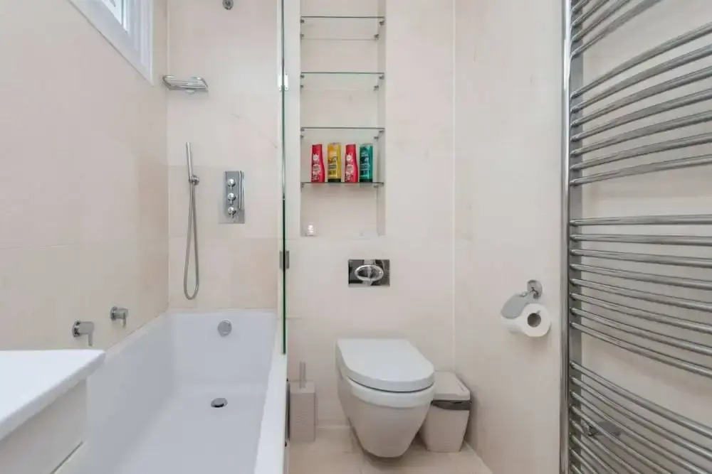 Ground Floor Apartment - Private Garden
