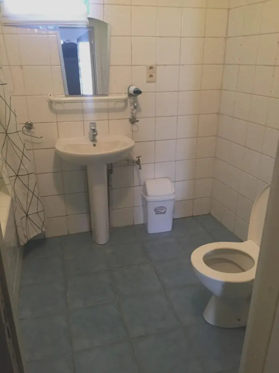 Apartment with One Bedroom in Schaerbeek, with Wonderful City View And Wifi