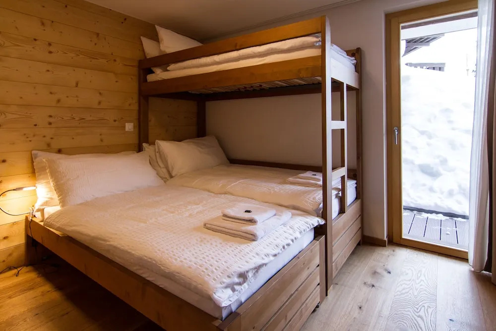 Chalet Les Rahâs by Mrs Miggins