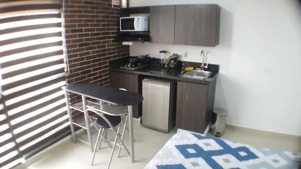 Apartaestudio Loft Comodo Belen, Frente Metroplus