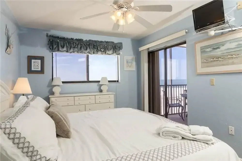 Carlos Pointe 536 - Two Bedroom Condo