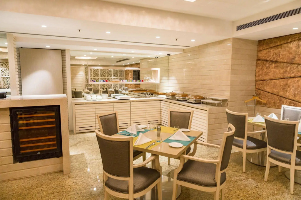 Niranta Airport Transit Hotel & Lounge T2 Intl Departures