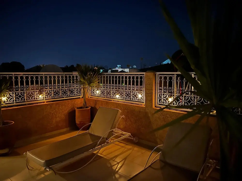 Riad with Outdoor Swimming Pools