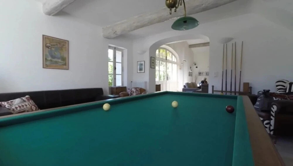 Provencal Villa for Nature Lovers in Lub ron