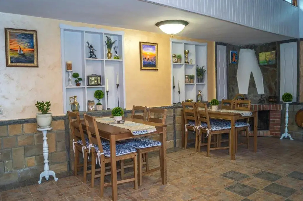 Chrystal Guest House