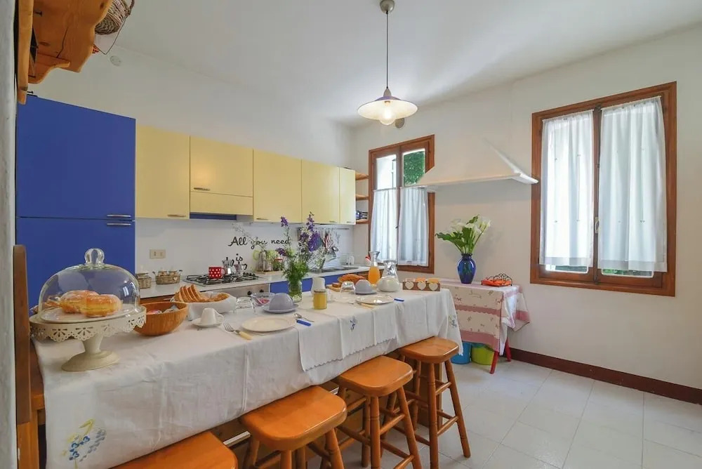 Antica "casa Cervade" Pica Venetian Farmhouse, Preserved Original From 1902