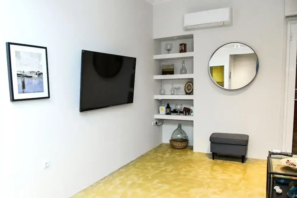 Central apartment at Echarxia 2 beds for 4 pers