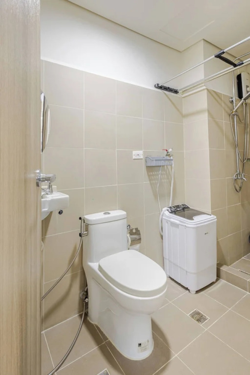Luxurious Bayview 2BR Near MOA Picc CCP Free Wifi