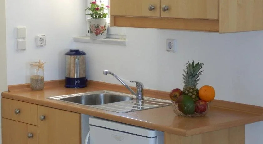 Maro Suites