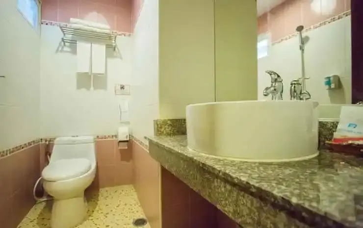 24 At Home Hotel