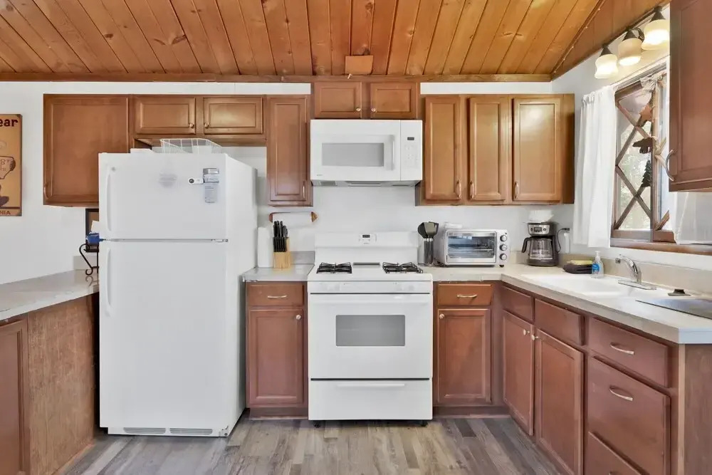 2126-tennessee Retreat 1 Bedroom Home by RedAwning