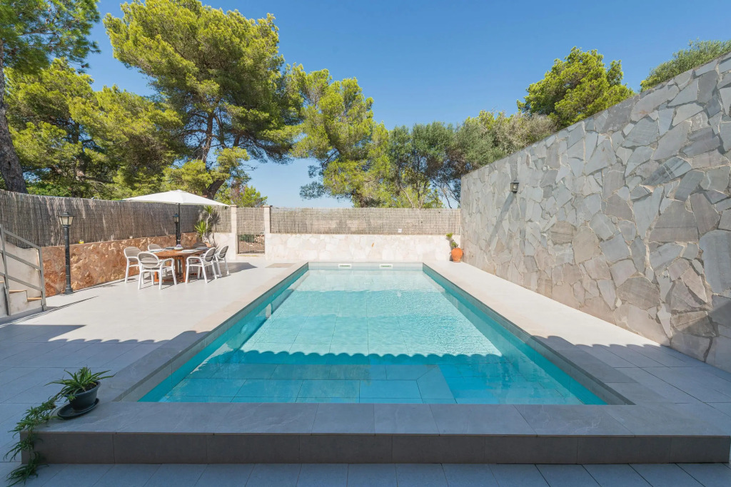 Garonda Villa