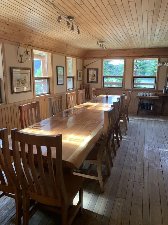 Skitchine Lodge