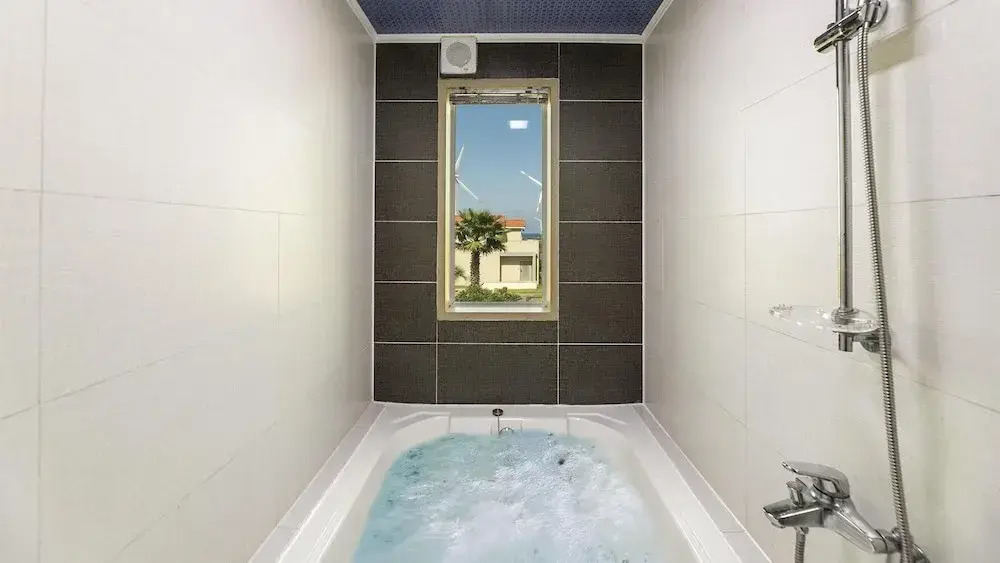 Jeju BasaFan Spa Pension