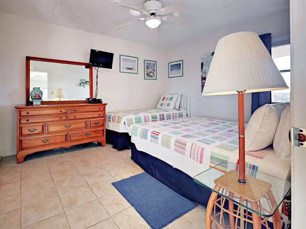 4400 Gulf Blvd Condo Unit 507