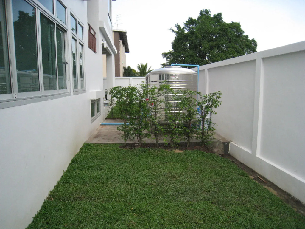 The Meet Green Apartment