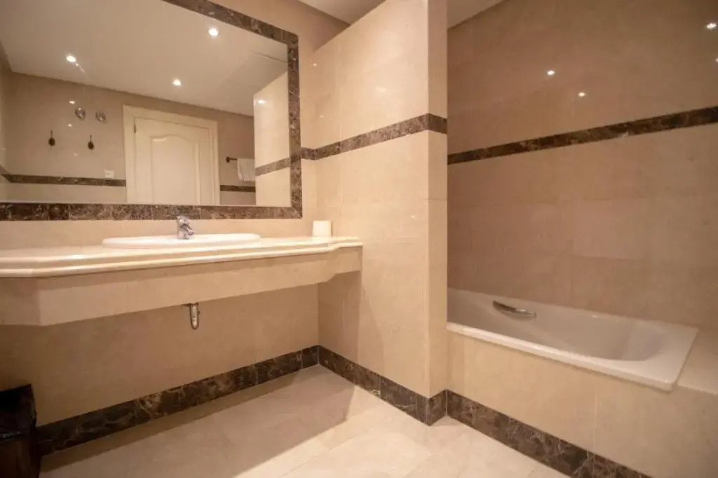 Beautiful apartment in Vasari Puerto Banus