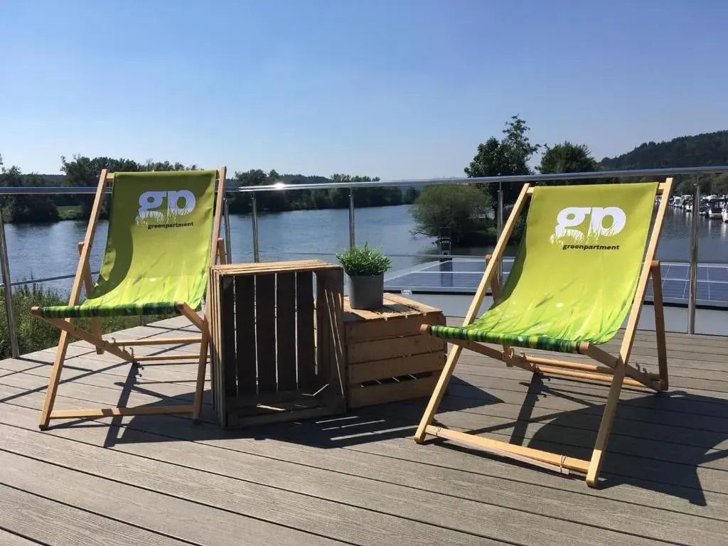 Hausboot greenpartment houseboathotel