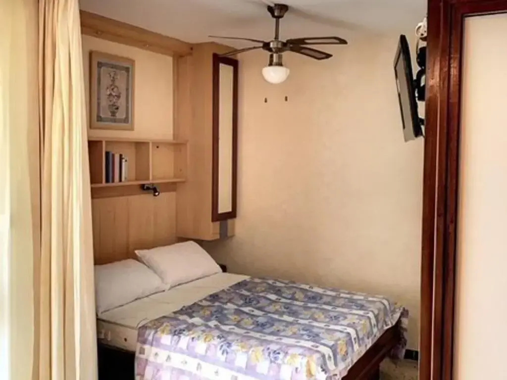 Appartement Balaruc-les-Bains, 1 pièce, 2 personnes - FR-1-503-103