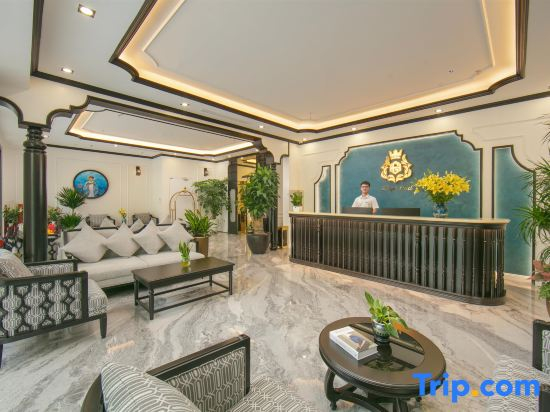Royal Hotel - Vinhomes Ocean Park 3