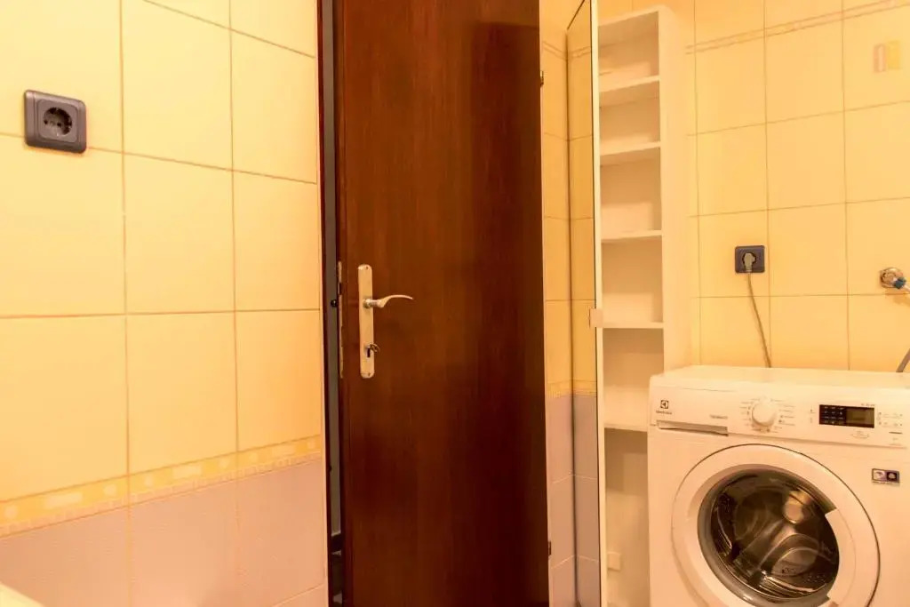 Apartment Aria
