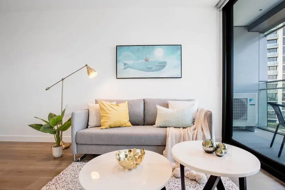 87 Docklands 2BD 2BTH Waterside with Carpark