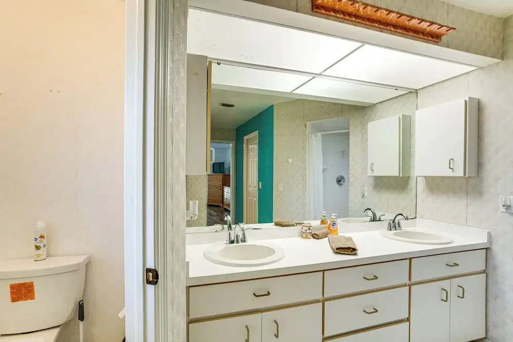 4 Mi to Beach: Canal-front Home in Port Charlotte!