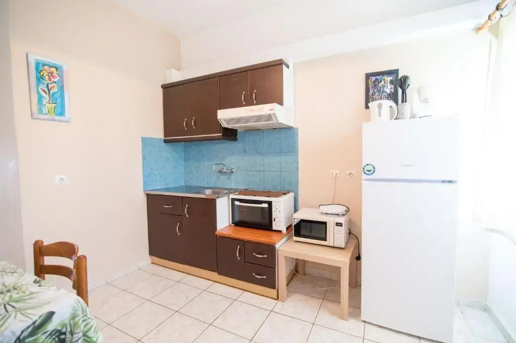 Faros Apartments