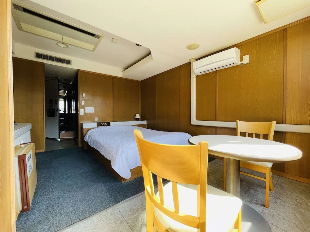 Hotel Sun
