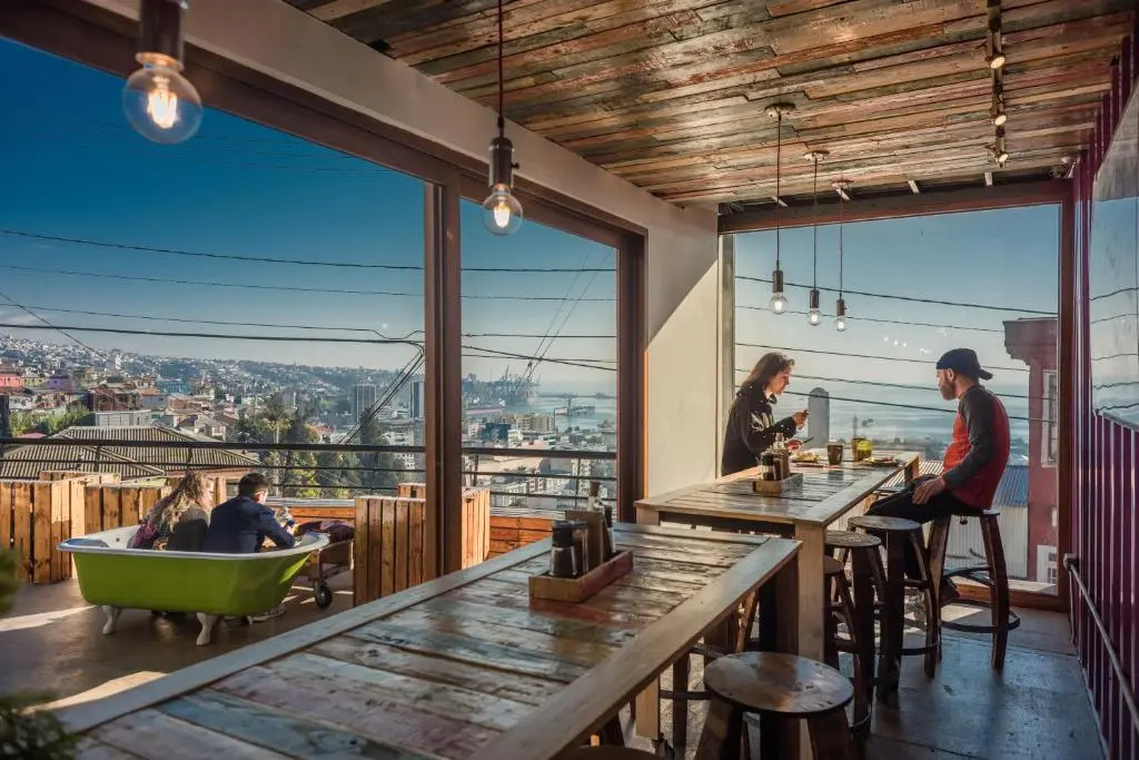 Hotel Winebox Valparaiso