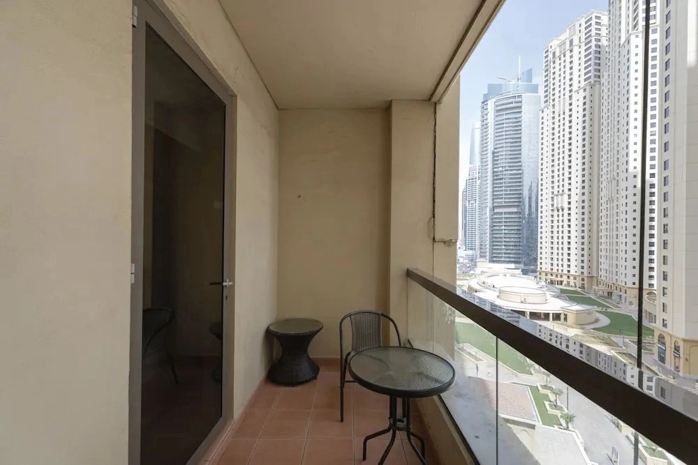Cozy JBR 2BR Retreat Steps to the Beach The Walk
