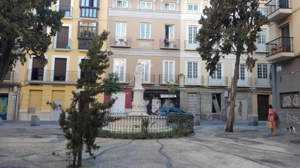 Confortable habitación céntrica en piso privado