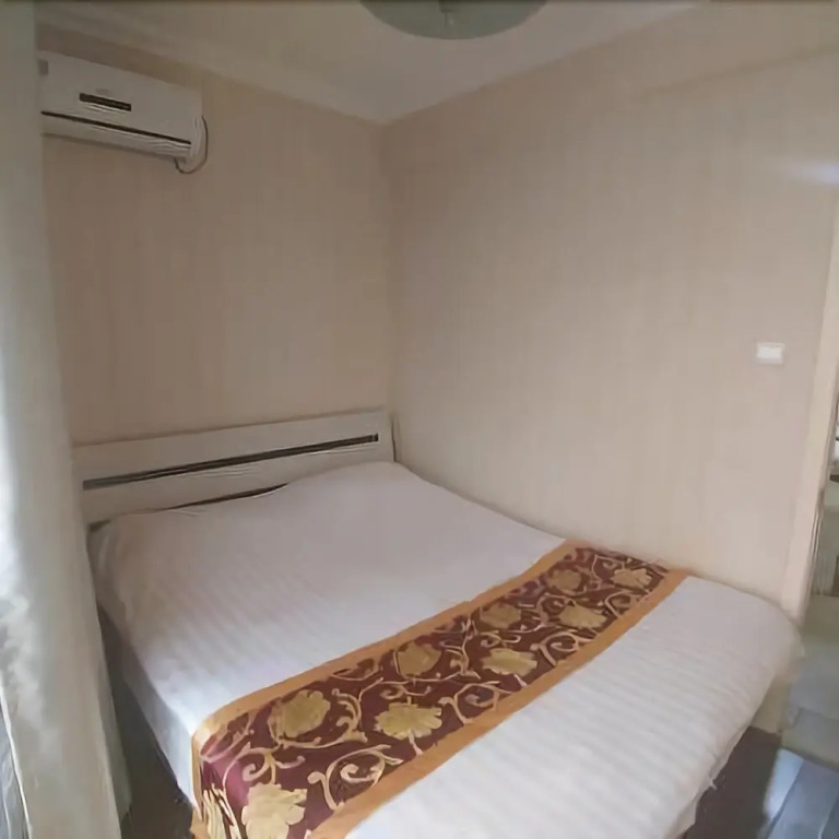 Qinhuang International Apartment