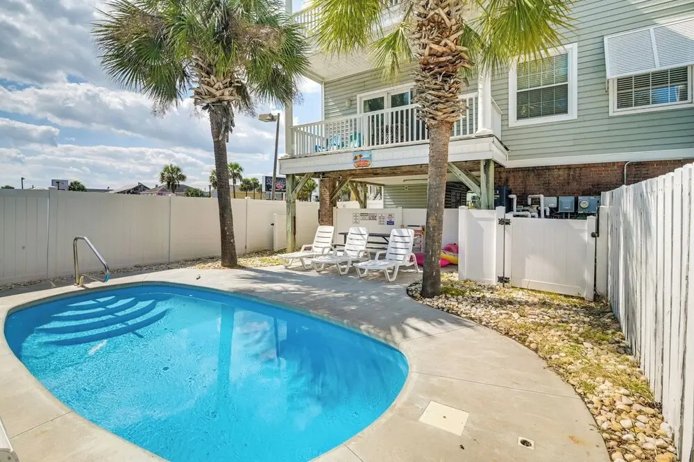 Walk to Ocean & Pier: Surfside Beach House w/ Pool