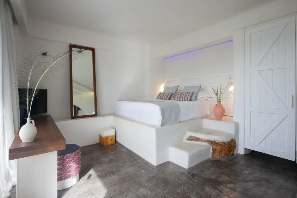 Kouros Exclusive Suites