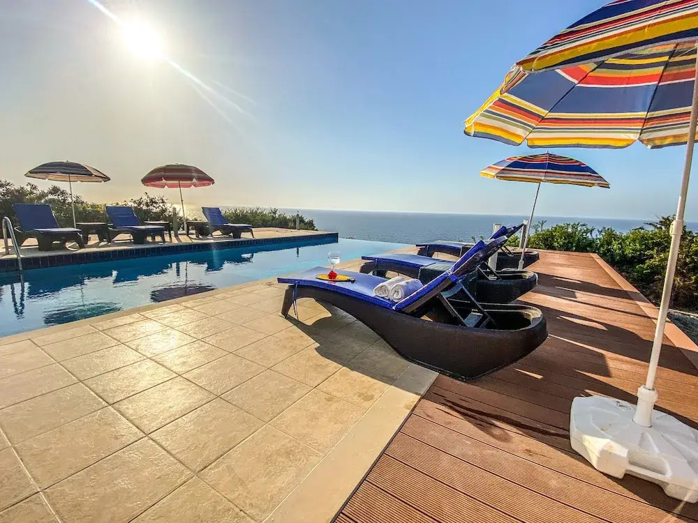 Detached Villa, Private Heated Pool, Outstanding Sea Views, Sleeps 6, Free Wifi