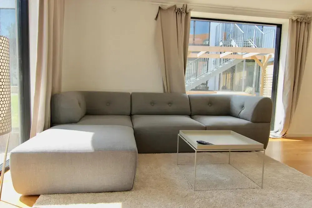 Private 1-bed Townhouse w Terraces