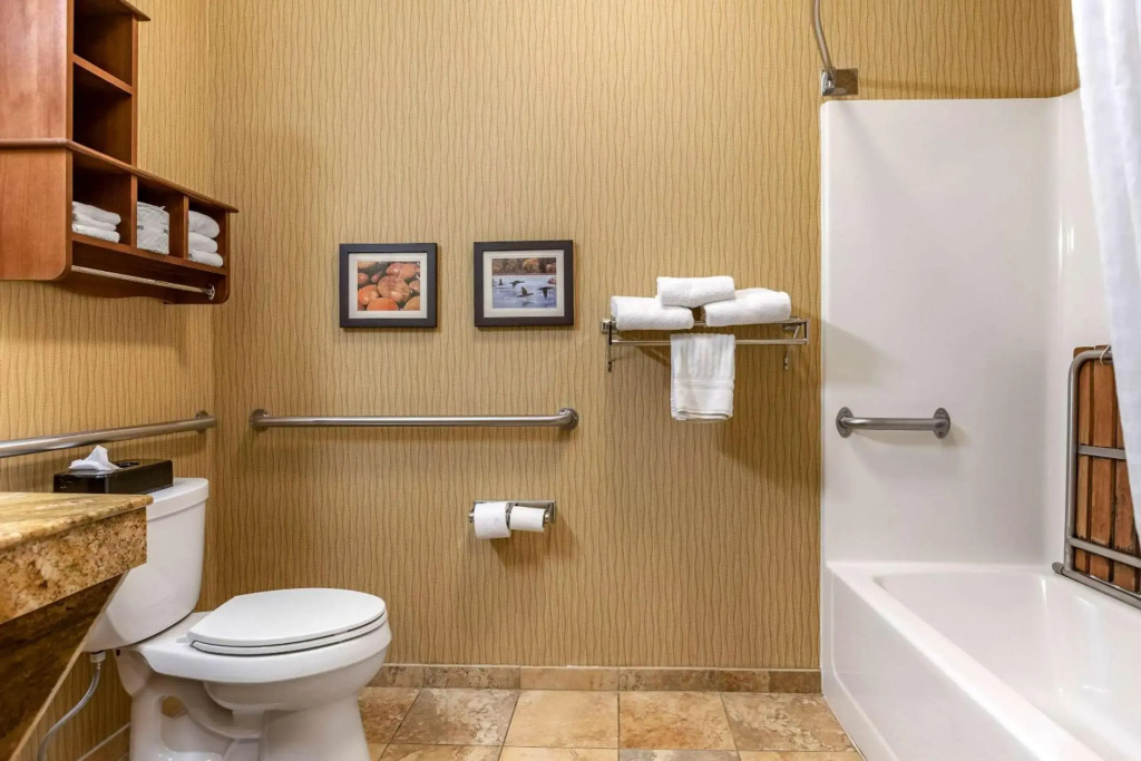 AmericInn Kalamazoo