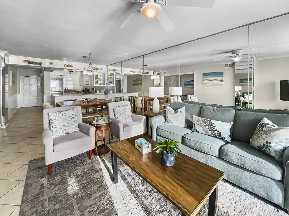 Regency Towers 714 2 Bedroom Condo by Redawning