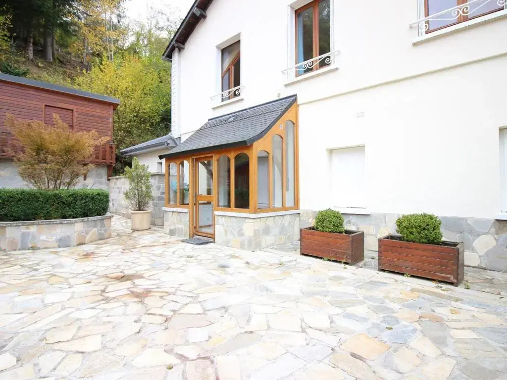 Appartement La Bourboule, 3 pièces, 5 personnes - FR-1-608-14